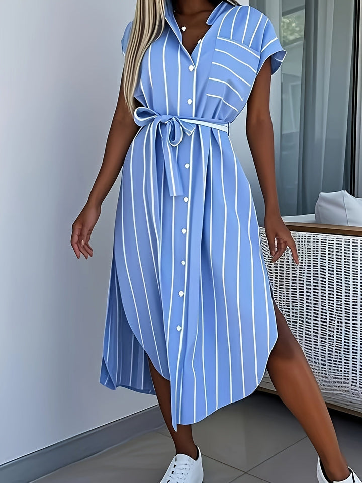 Amalie | Stripete skjortekjole med justerbart belte