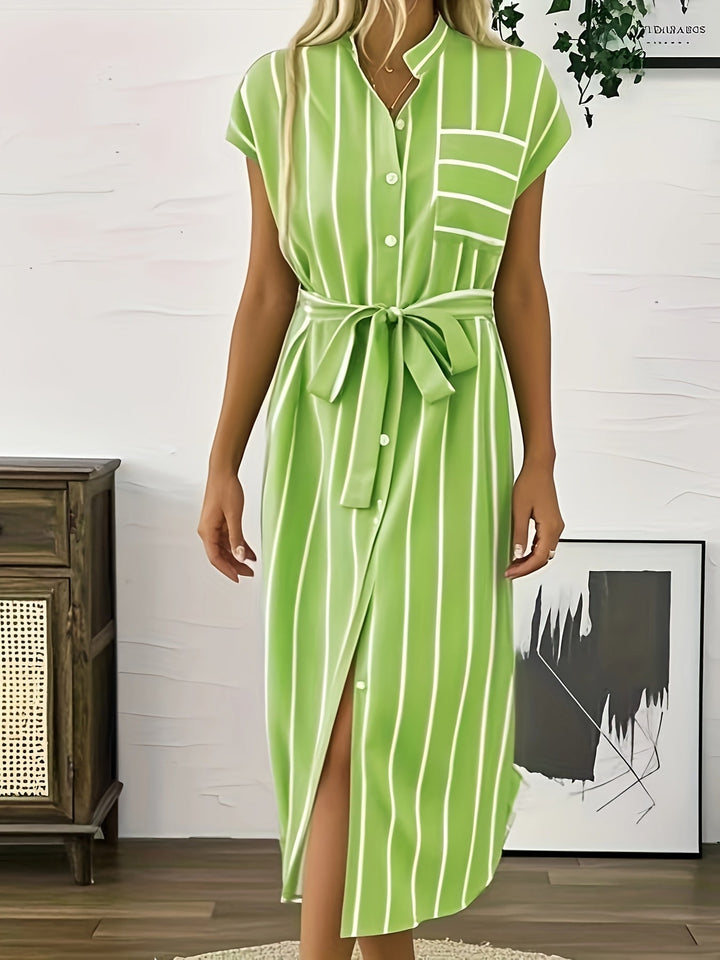 Amalie | Stripete skjortekjole med justerbart belte