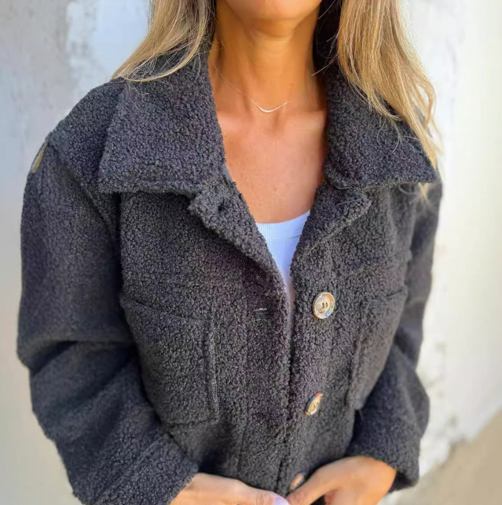 Angela | Varm teddyjakke med uanstrengt eleganse