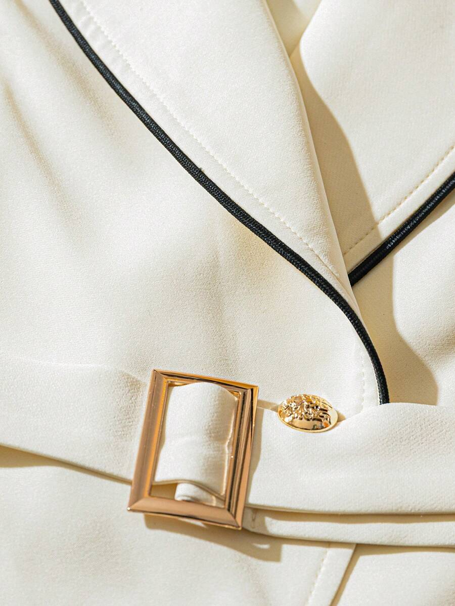 Beatrice | Smal blazervest med justerbart belte