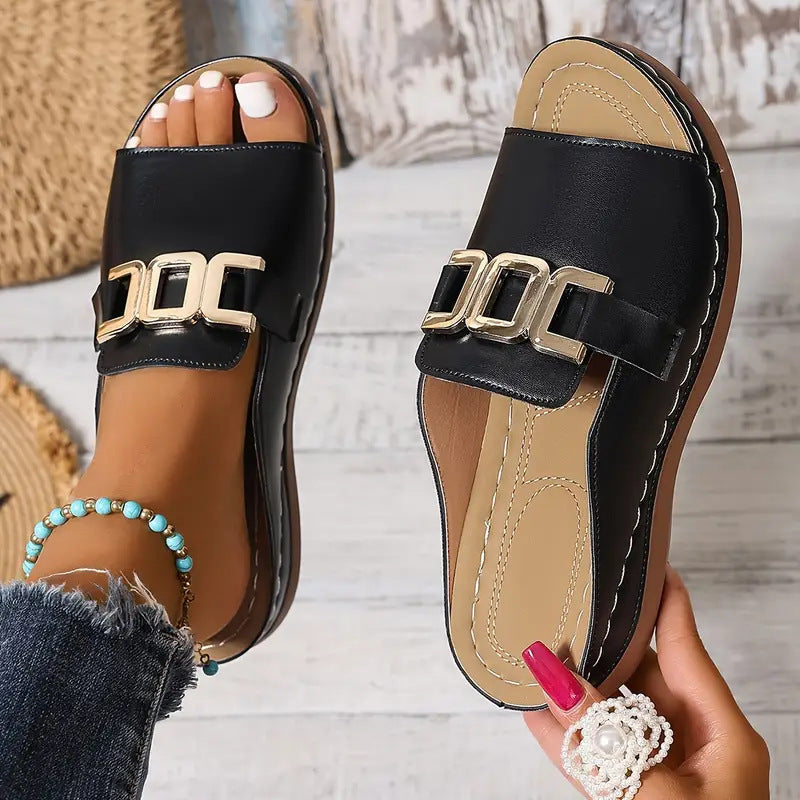 Hilda | Elegant sommersandal med spenne