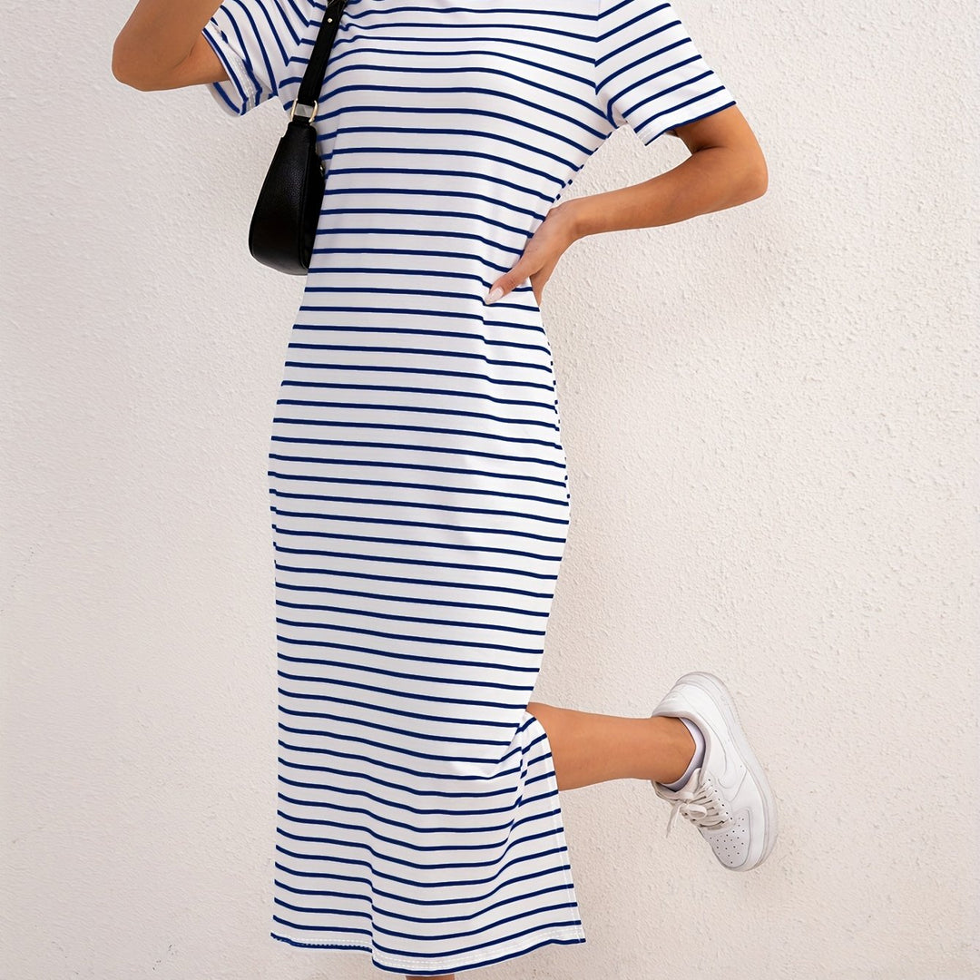 Ida | Stripete midikjole med split for hverdagsbruk