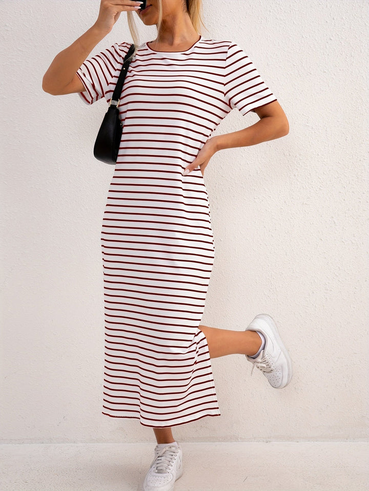 Ida | Stripete midikjole med split for hverdagsbruk