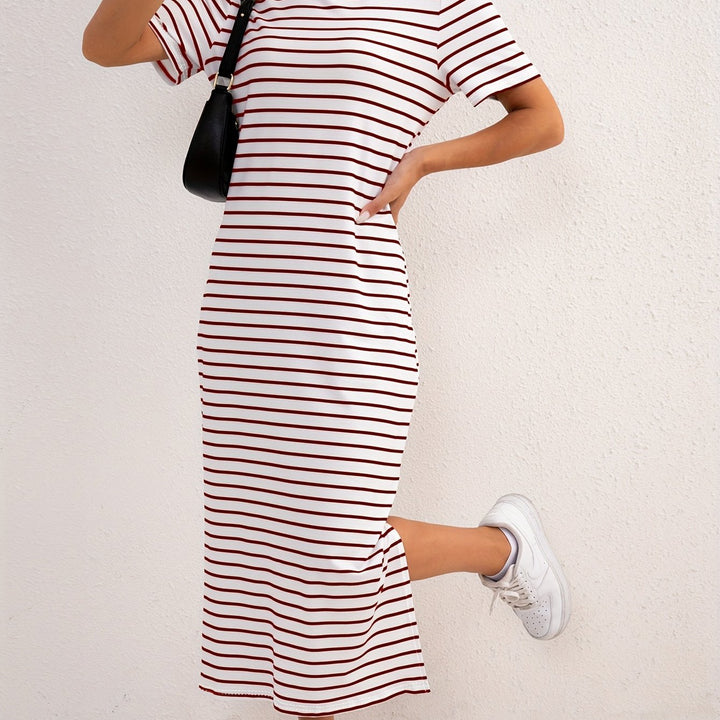 Ida | Stripete midikjole med split for hverdagsbruk
