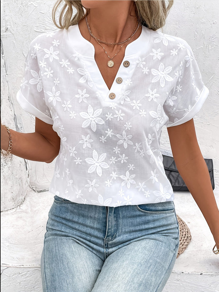 Luna | Elegant hvit bluse med V-hals