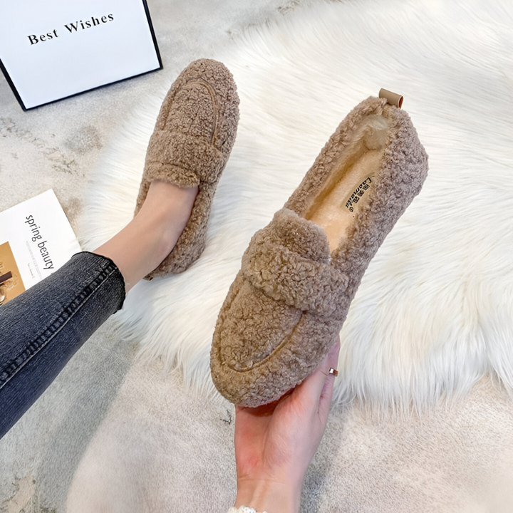 Nina | Varme, komfortable loafers i saueull