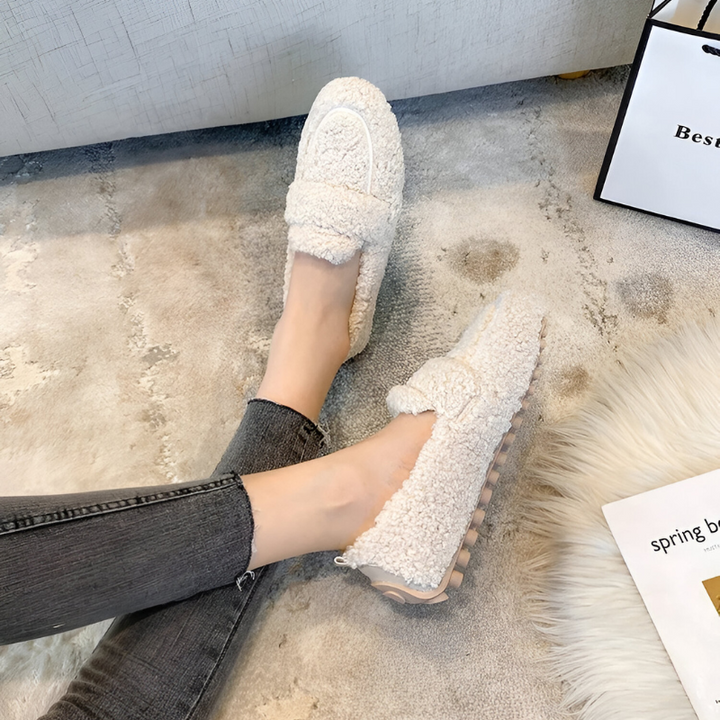 Nina | Varme, komfortable loafers i saueull